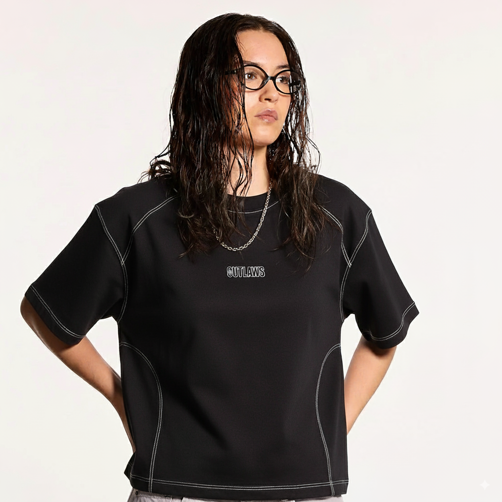 ESSENTIAL TEE – CORE BLACK
